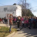 Movilización ante la comisaría por la violencia de género en Calchaquí