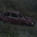 LUEGO DE VOLCAR TERMINO EN ZANJA CON AGUA
