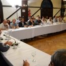 Rossi encabezó encuentro con más de 80 presidentes comunales de Santa Fe 