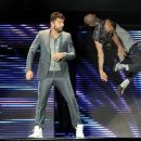 Ricky Martin entre el impactante show a beneficio, el encuentro con Lali y el conflicto por una nota