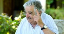 Mujica: 