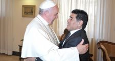Maradona visitó al Papa: 