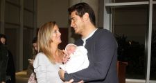 Guillermo Andino y Carolina Prat presentaron a su hijo Ramón