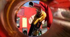 Negocian con petroleras que las naftas no suban más de 20%