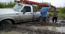 Increíbles condiciones de trabajo del personal de EPE en rutas del norte santafesino